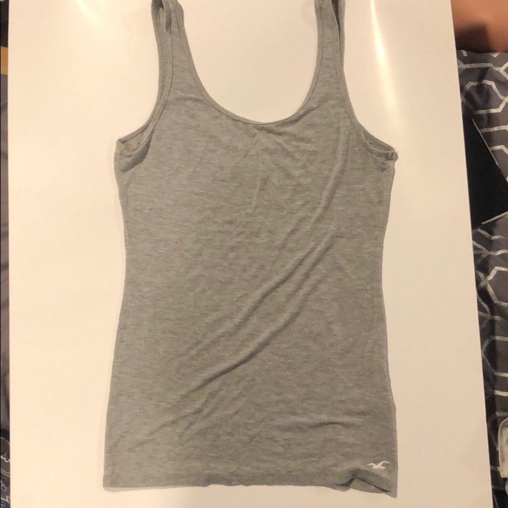 loose tank top